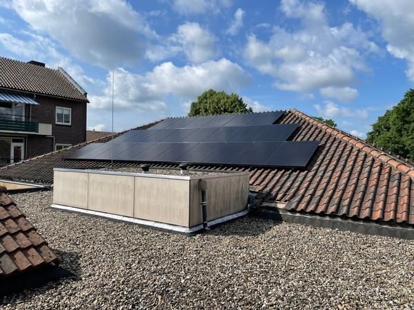 zonnepanelen-installatie-Amerongen-achterzijde