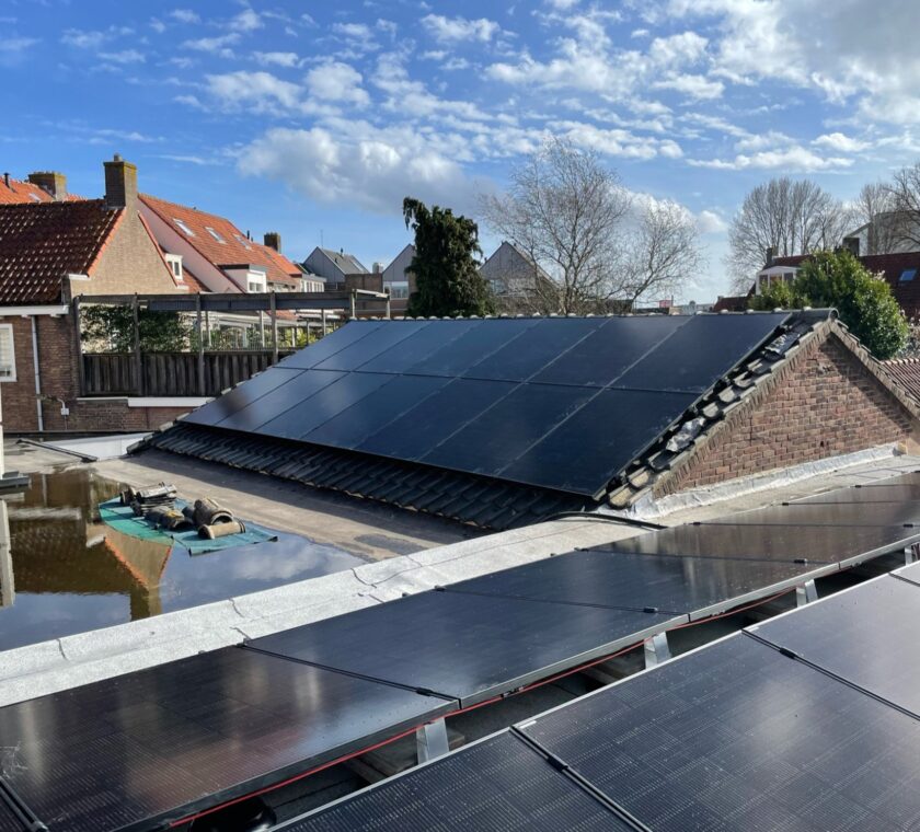 zonnepanelen-montage-Alblasserdam-bovenaanzicht-totaal